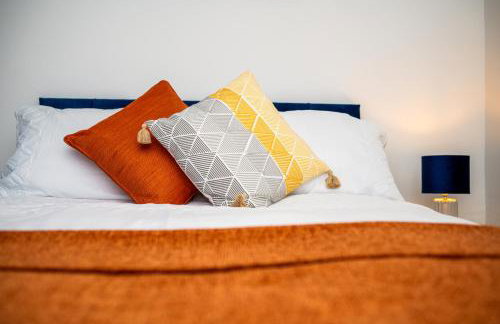 Modern 3 bedroom House - Parking - Sleeps 6 - Foto 20