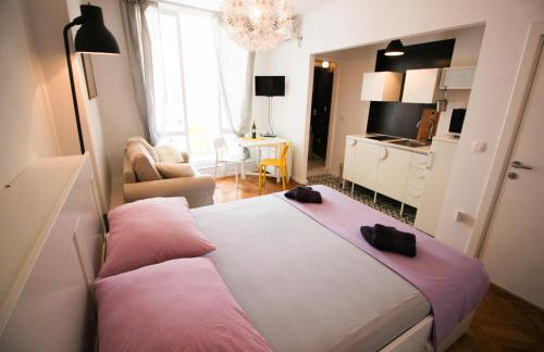 Luxury living Apartments - Photo 2