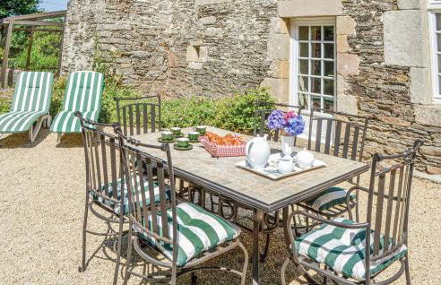 Cozy Home In Taulé With Kitchen - Foto 8