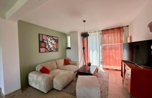 Maison tout confort proche centre avec jardin - Foto 1