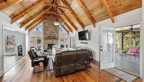 Lake House, Fire Table, Hot Tub, Screened in Porch - Foto 4