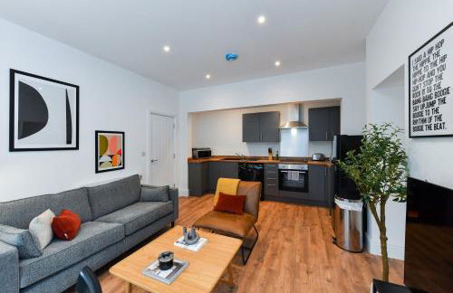 Stylish Flat with En-Suites Near Nature & Amenities - Foto 12