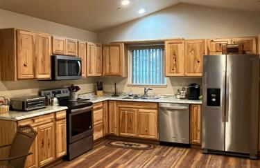 Wonky Donkey Den 30 mi to Yosemite Arch Entrance - Foto 18