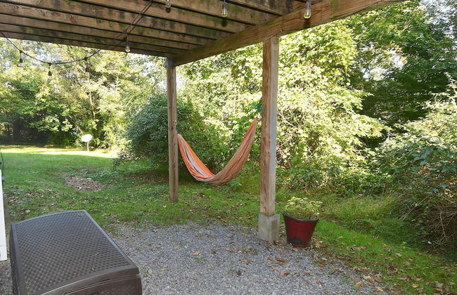 Serendipity - Large 5BR With a Hot Tub - Photo 35