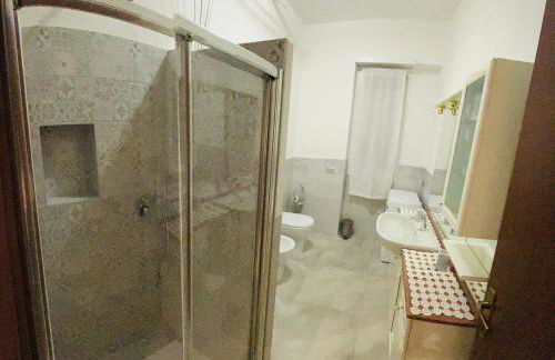 grazioso bilocale a 100 MT dalla metropolitana - Foto 5