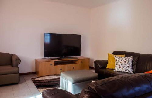 Sunrise House - Photo 18