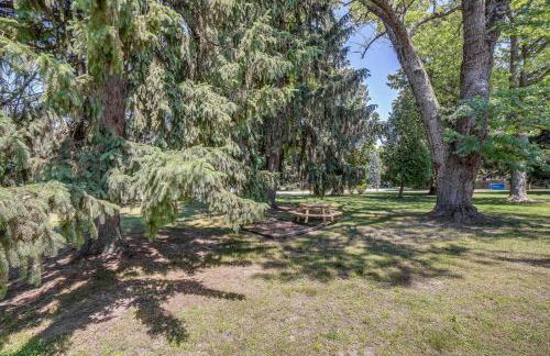 Walk to Lake Michigan - South Haven Condo! - Foto 28