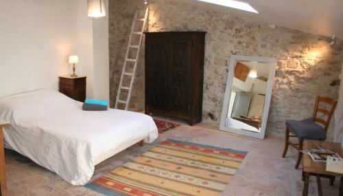 Character filled house overlooking the River Cesse - Foto 4