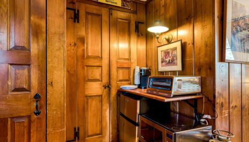 Highland Ave - Photo 3