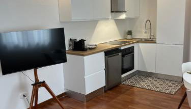 Saffron Suite, just a few minutes from the center and station - Foto 3