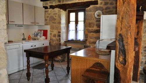 Gîte de France à Marcillac la Croisille 3 épis - Gîte de France 8 personnes MAE-6424 - Foto 2
