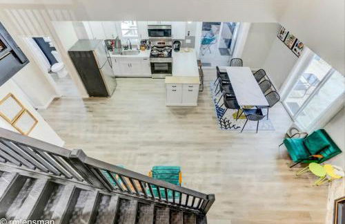 The Hut House 3BR 3BA Game Room Massage Chair - Foto 31