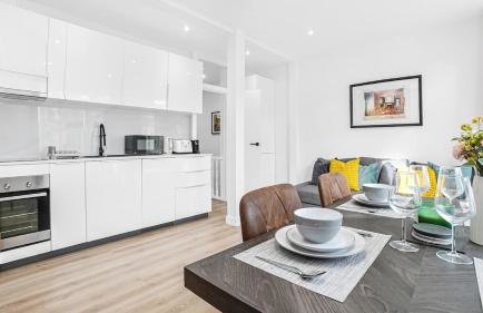 Stylish 2-Bed flat in E17 - Foto 1