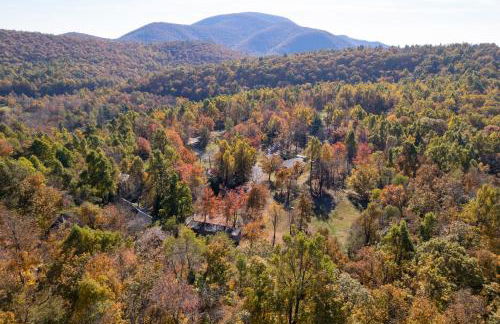 Love Ridge Mountain Lodging - Foto 7