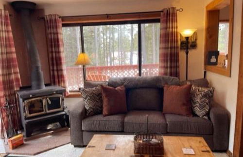 Shady Pines- Cozy Mountain Retreat - Foto 16