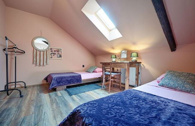 3 Bed Villa-sleeps 8-private Pool - Photo 5