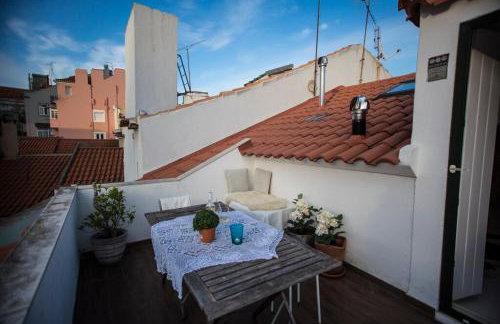 Duplex with terrace in Alfama, Central Lisbon - Photo 20