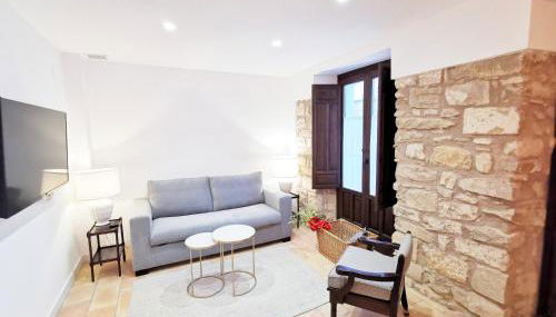 Apartamentos Tres Llaves Palacio de Vela de los Cobos - Foto 2