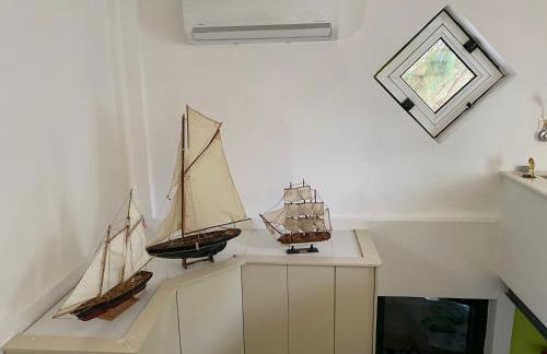 Steinturm mit Dach-Terrasse zwischen Fluß, Meer und Gebirge- Spiti Pirgos - Foto 16