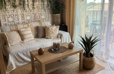 Studio proche de la mer, piscine, climatisation et wifi - Foto 17