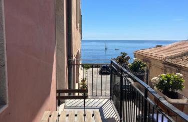 Dimora Eucleide - Sea View - Center - Free Parking - Foto 1