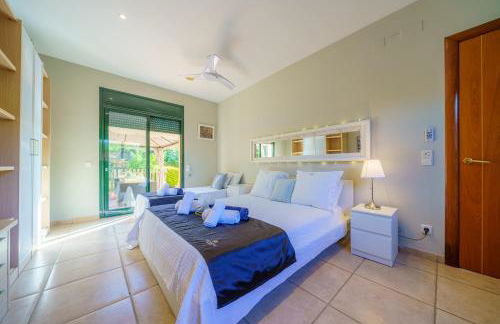 Villa Jaruco Lux Piscina Privada Familiar BBQ Aire Acondicionado - Foto 8