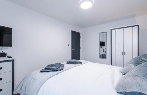 3BR Elegant House in Leeds Sleeps 6 Parking - Foto 44