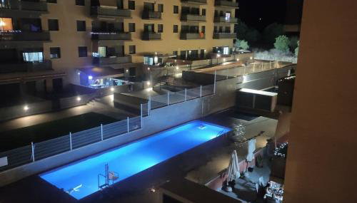 Apartamento nuevo con piscina y amplio balcon - Foto 3
