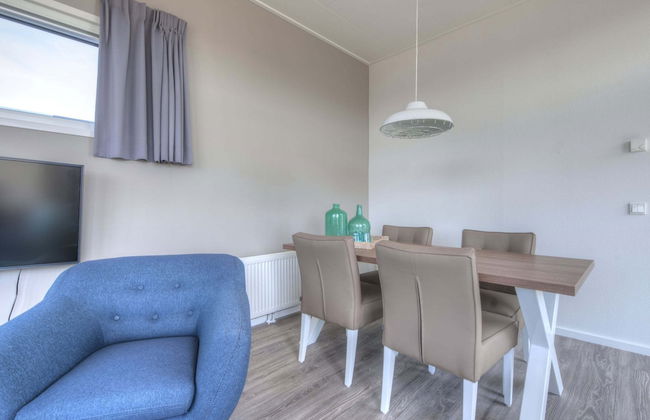 Bright Coastal Chalet Stay - Foto 6