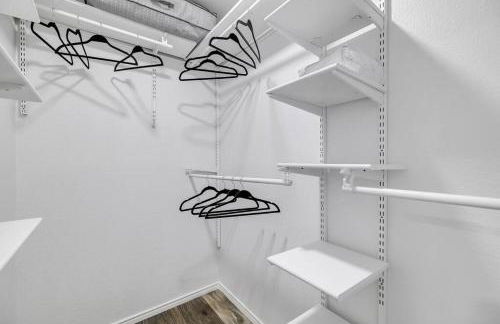 Frisco Resort Style Home w/Spa - Foto 53