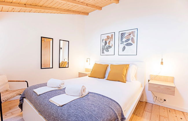 Vila Burgães by LovelyStay - Foto 12