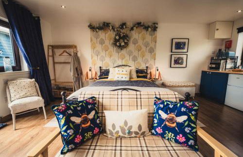 The Hive at Bee Happy Breaks Scotland - Photo 19