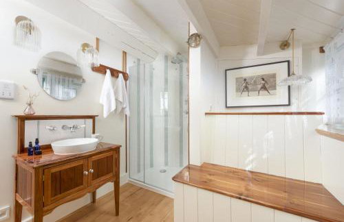 Master Shipwrights House - Great Location - Free WiFi & Parking - Fireplace - Photo 33