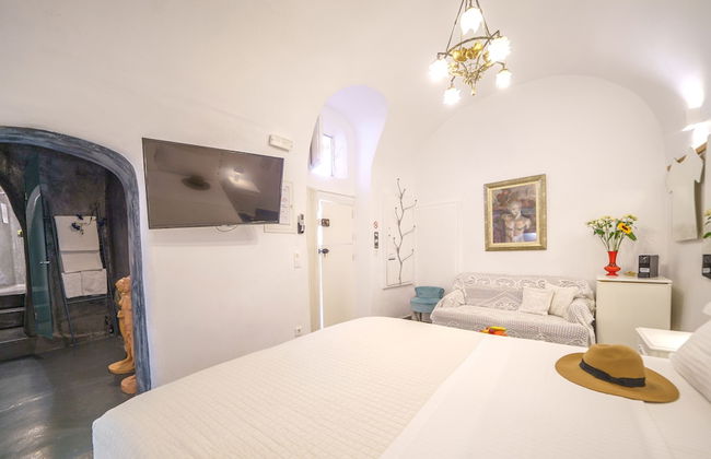 Santorini Paradise - Photo 37