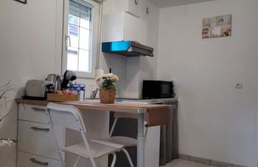 Cocooning House 204 Suite Green- Superb studio Aéroport PARIS Roissy CDG, Parc ASTERIX, Château de CHANTILLY, STADE DE FRANCE - Foto 12