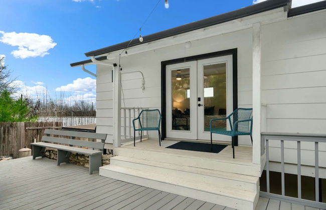 4 Bedroom Near Soco With a Private Pool & Sauna - Photo 37