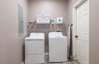 Mins to Downtown 2 King Beds Free Parking Family Friendly - Foto 29