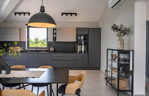 Villa TonKa with jacuzzi sauna and private pool - Photo 13