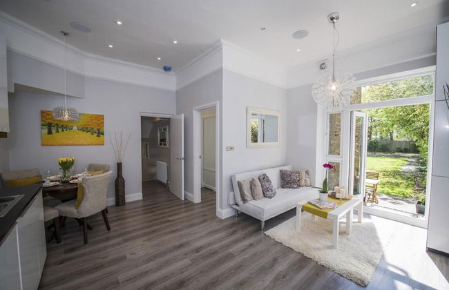 Spacious 2-bedroom Flat With 3 Beds in Ealing, W5 - Foto 1