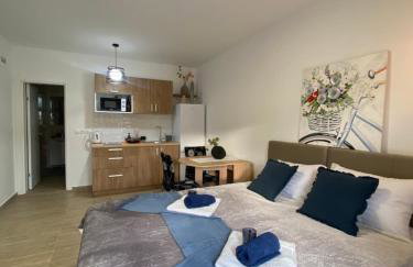 Gold Apartments - Photo 14