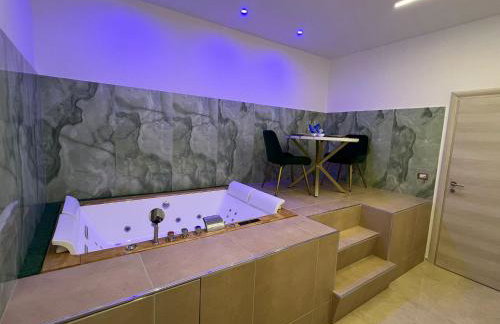 Column Luxury Suite with jacuzzi - Foto 3