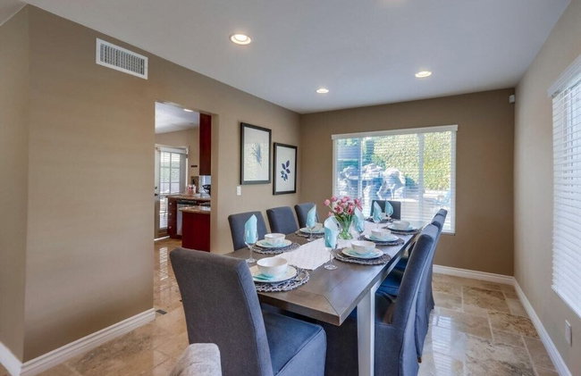 Beautiful Backyard Oasis 5 bedroom 3 Bathroom Home - Foto 77