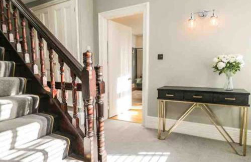 Bank Chambers in Bowness with Hot Tub and Lake Access - Photo 11