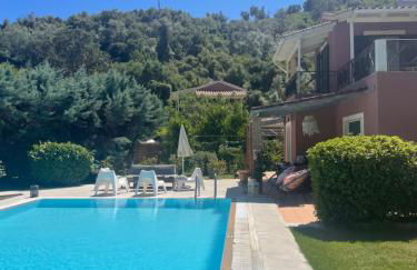 Gialos Villas 1-2 With a Private Pool - Photo 5