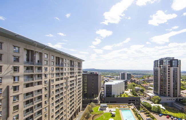 Prestige Apartment Sandton at Westpoint - Photo 45