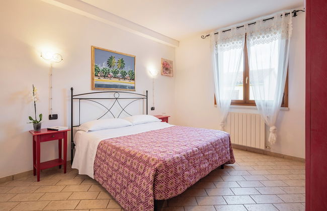 Follonica Apartments - Photo 5