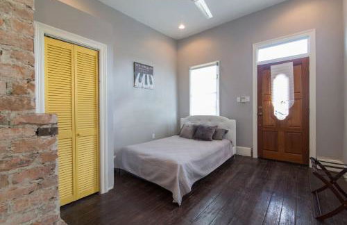 Modern Condo 2 Blocks From Quarters - Foto 9