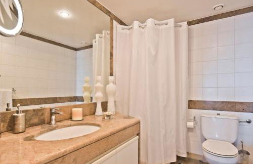 Sea Front Family Apartment - Foto 35