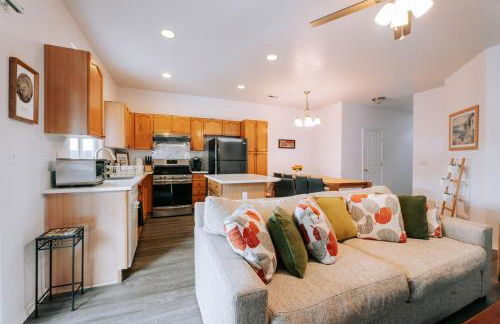 Modern Three Bedrooms Entire House Nike - Foto 9