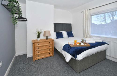 Orion House - sleeps 6, driveway, garden - Photo 30